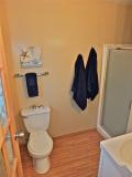 FREELAND_UNIT1_MasterBathBirdEntry_TolietShwrSink_DSCF1863.jpg